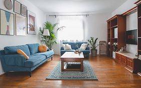 Tuyo Casa Sarabandy